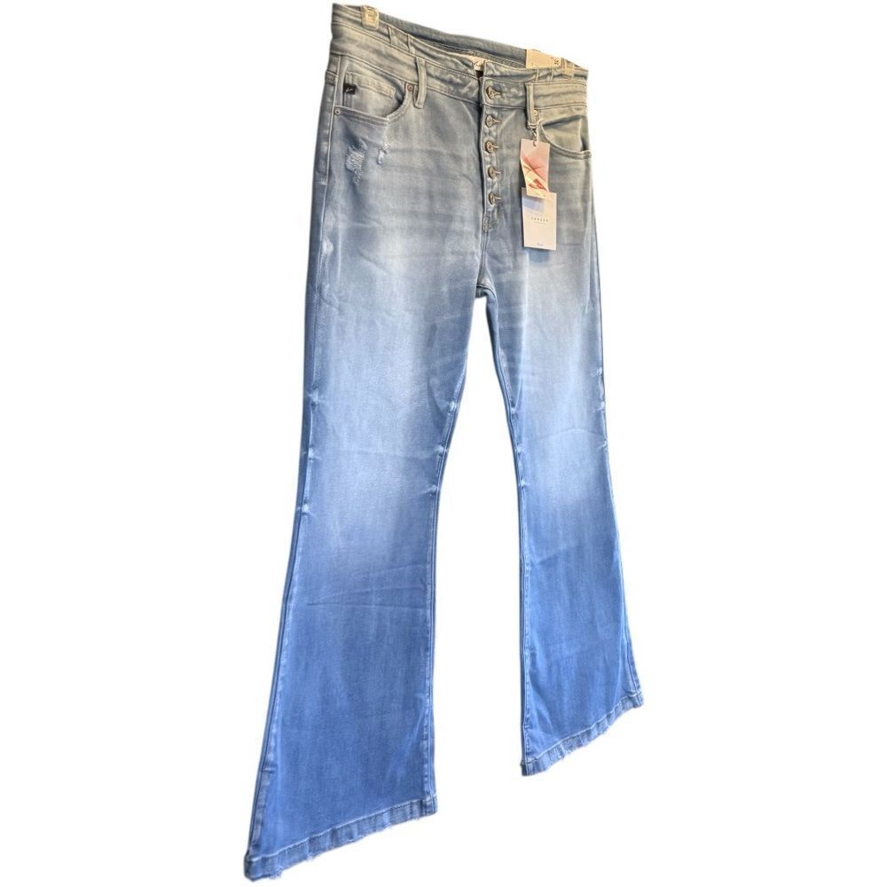 Kancan High Rise Curvy Fit Flare Light Wash Jeans NWT – NWT - Picture 15 of 15